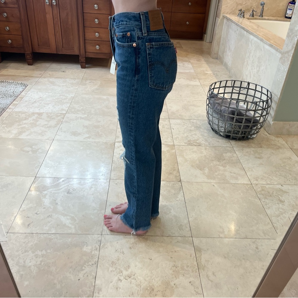 Levi’s Wedgie Straight Leg High Waisted Jeans